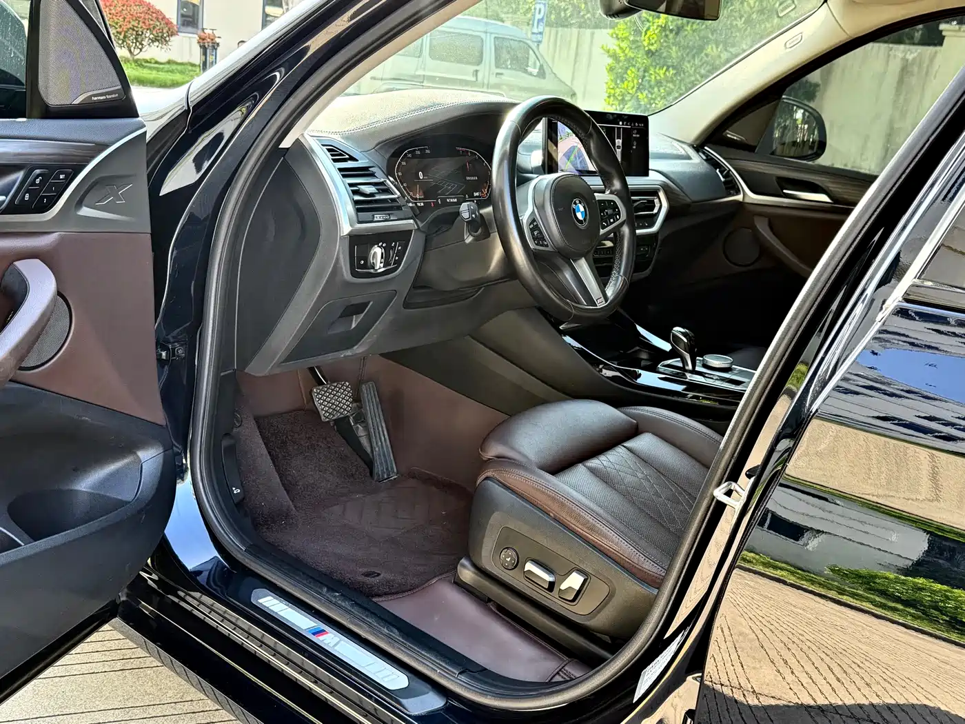 BMW X3 2022 xDrive30i Leading M Night Package фото 4