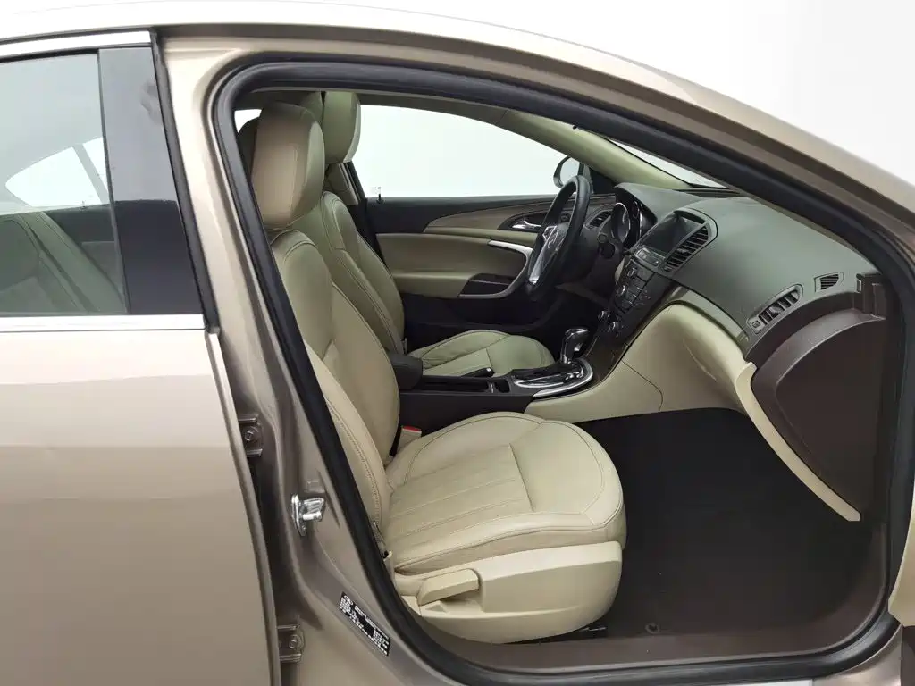 صورة 23 - Buick Regal