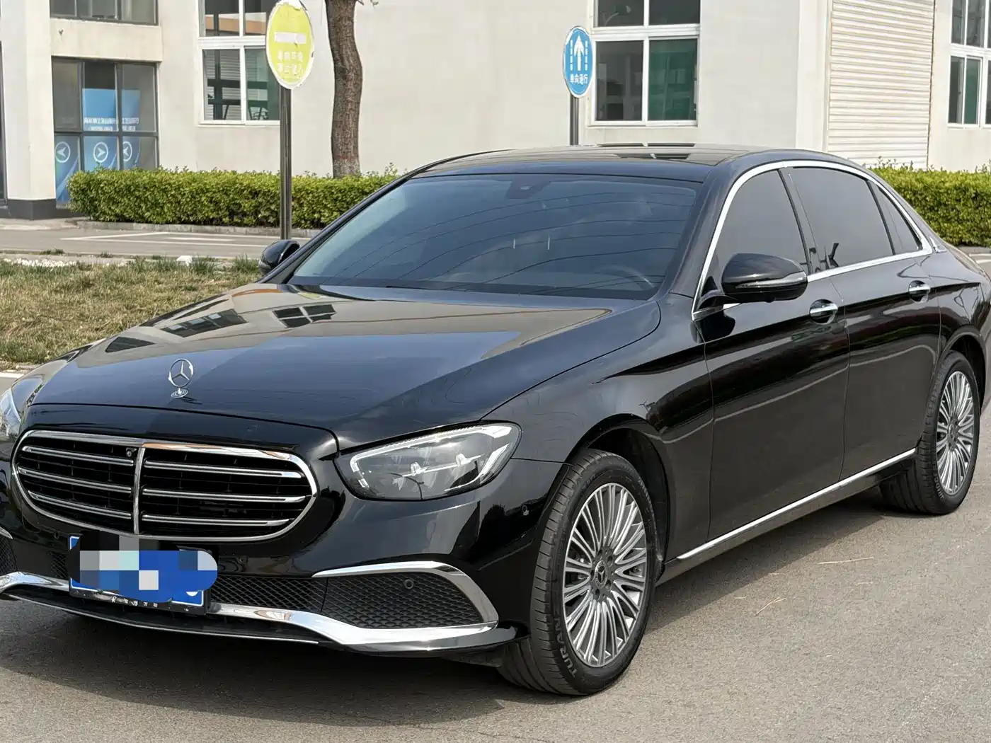  E CLASS