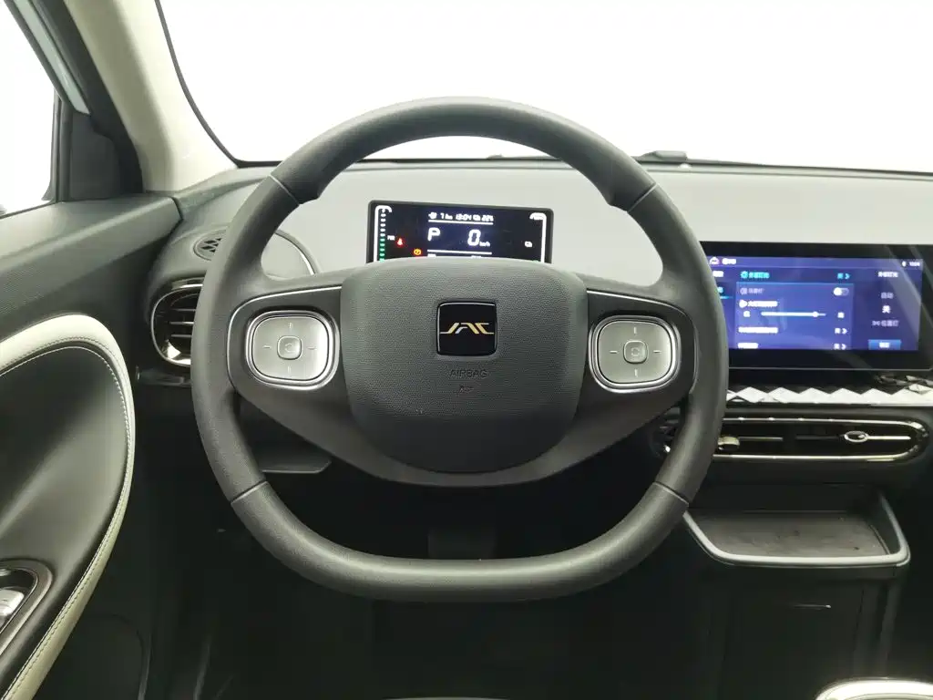 JAC Yiwei Yiwei 3 2024 2024 Beloved Edition 330km Lite