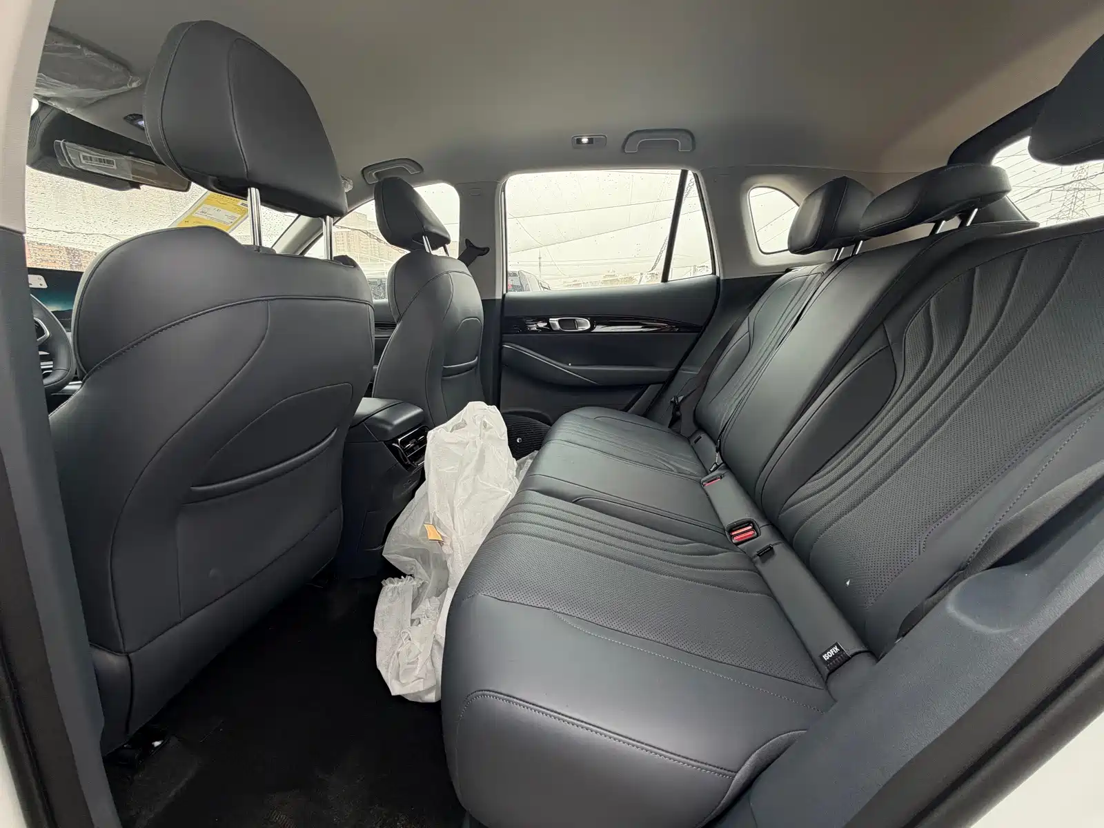 Фото 8 - Geely Galaxy Galaxy E5
