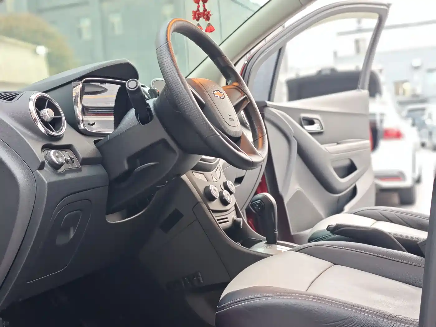Chevrolet Trax 2014 1.4T Automatic 2WD Comfort фото 10