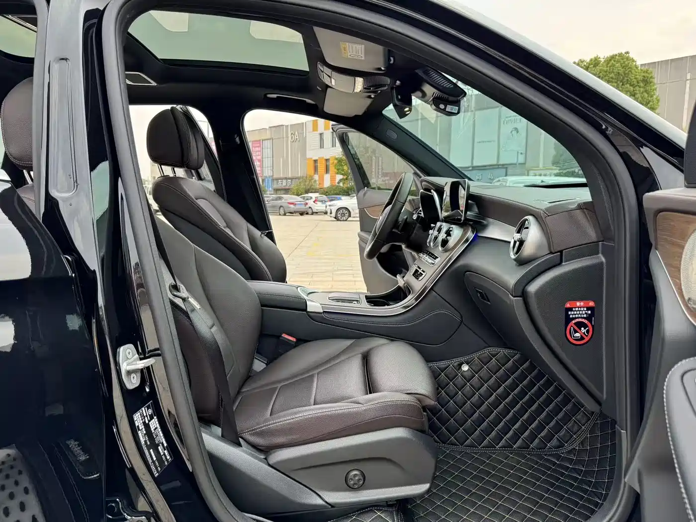 Mercedes-Benz GLC 2021 GLC 300 L 4MATIC Sporty фото 32