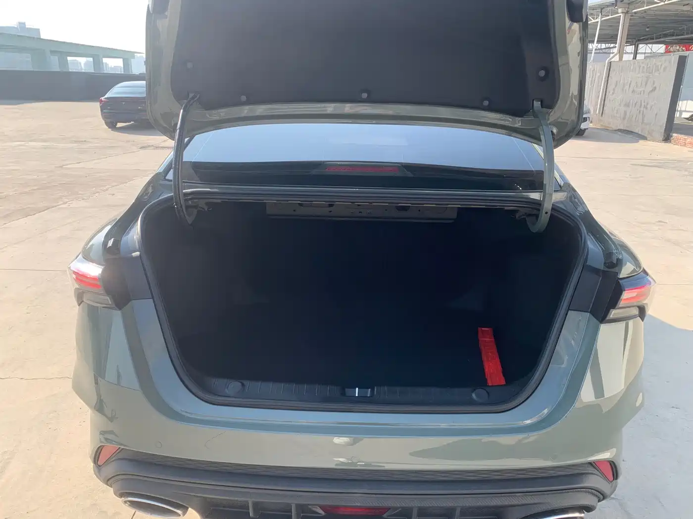 GEELY AUTOMOBILE BINRUI