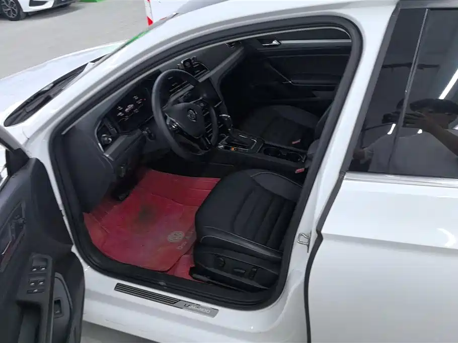 Volkswagen Lamando 2021 Facelift 280TSI DSG Comfort Edition фото 9