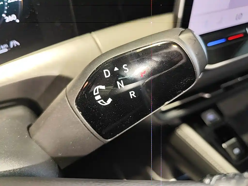 Volkswagen Talagon 2026 2025 450TSI R-Line 6-Seater
