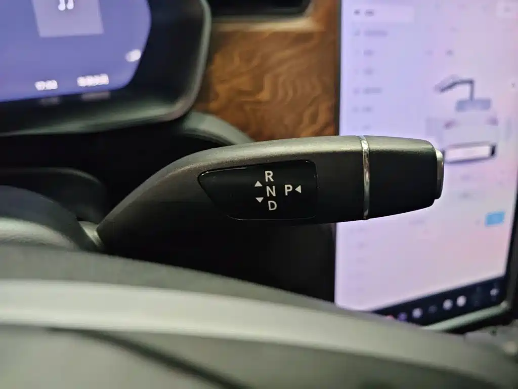 Фото 14 - Tesla Model X