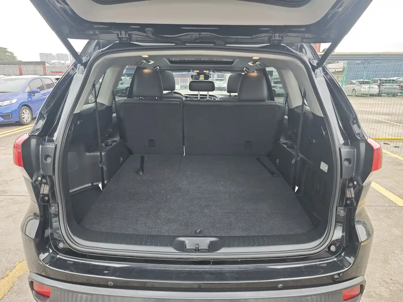 Toyota Highlander 2021 2.0T AWD Luxury 7-Seater фото 19