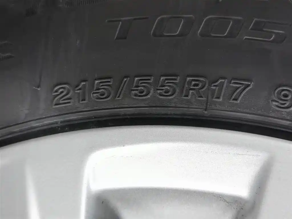 Toyota Camry 2021 2.0G Luxury Edition фото 24