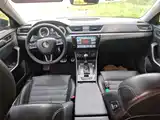Photo 10 - Škoda Superb