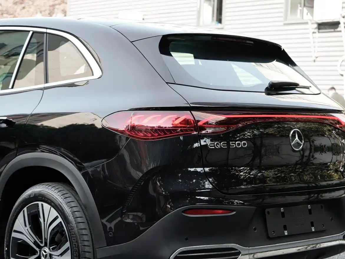 Mercedes-Benz EQE SUV 2024 500 4MATIC Luxury Edition фото 6