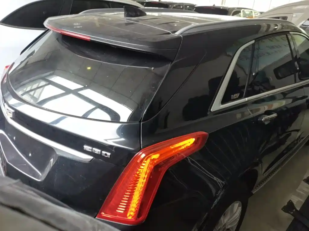 Фото 7 - Cadillac XT5