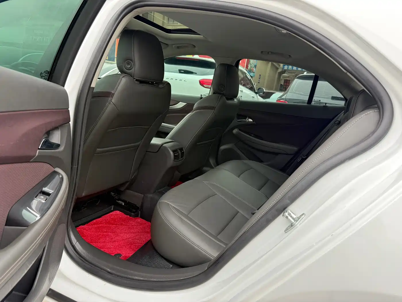 Chevrolet Malibu 2018 530T Automatic Luxury Edition фото 11