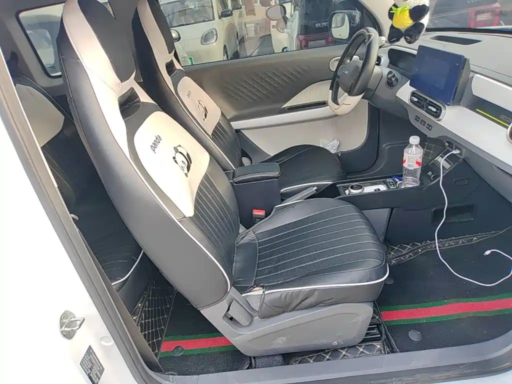 Фото 25 - Geely Galaxy Panda
