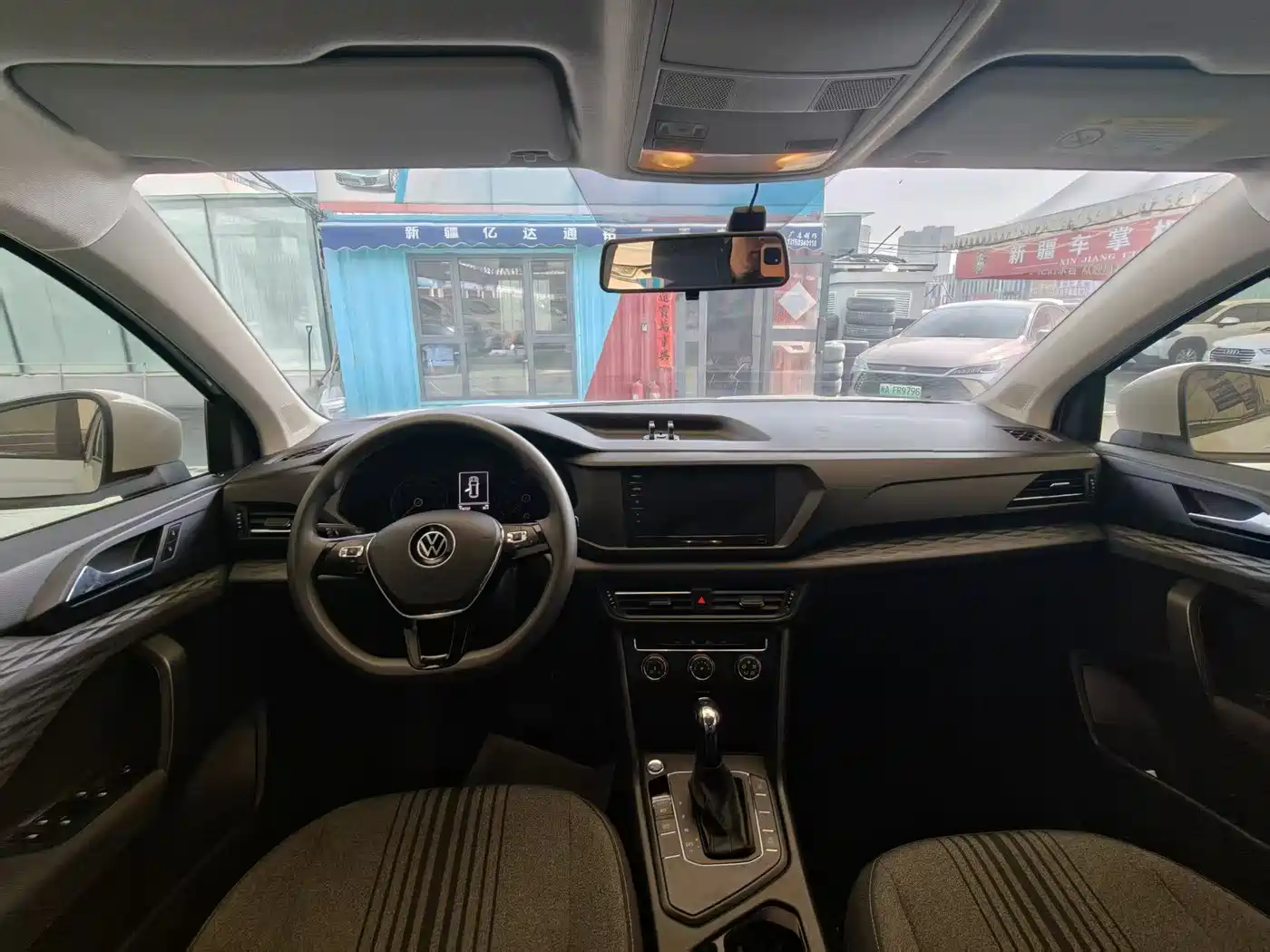 Volkswagen Tharu 2021 Model 280TSI 2WD Trend Edition фото 6