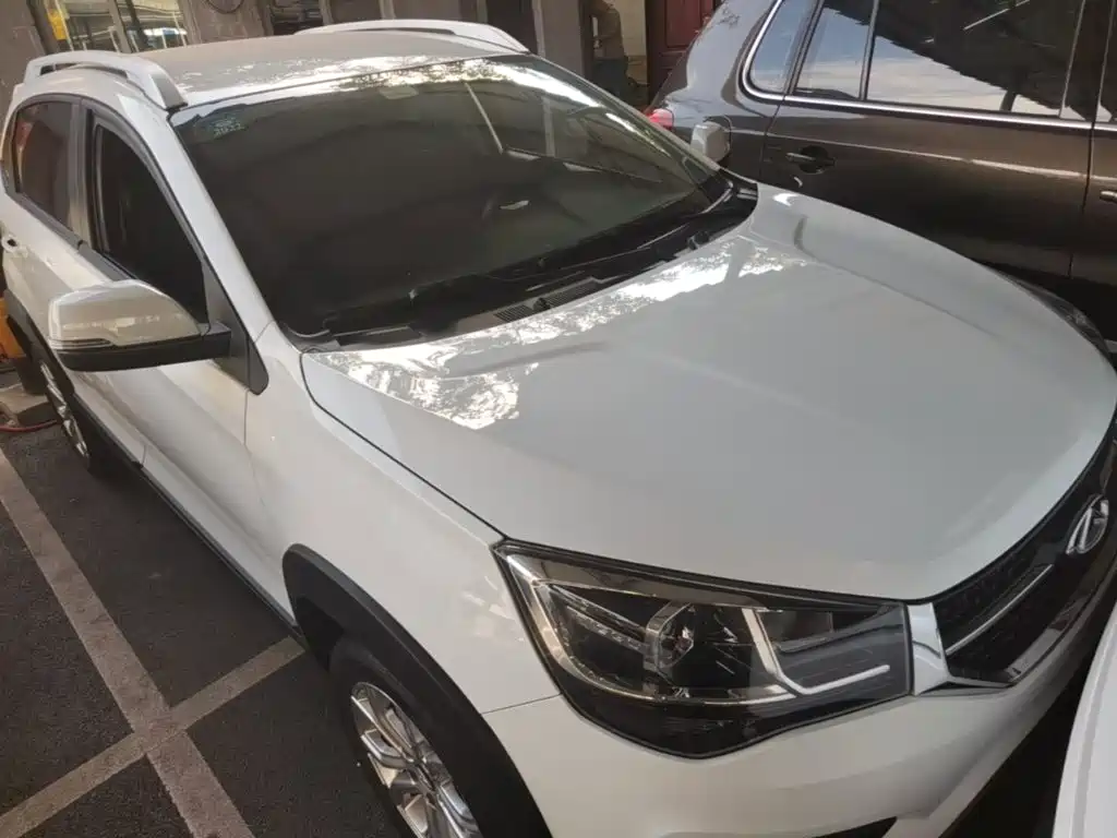 Фото 4 - Chery Tiggo 3x
