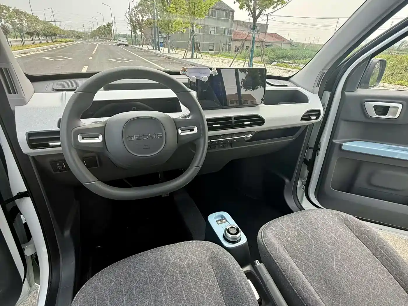 GEELY GALAXY PANDA