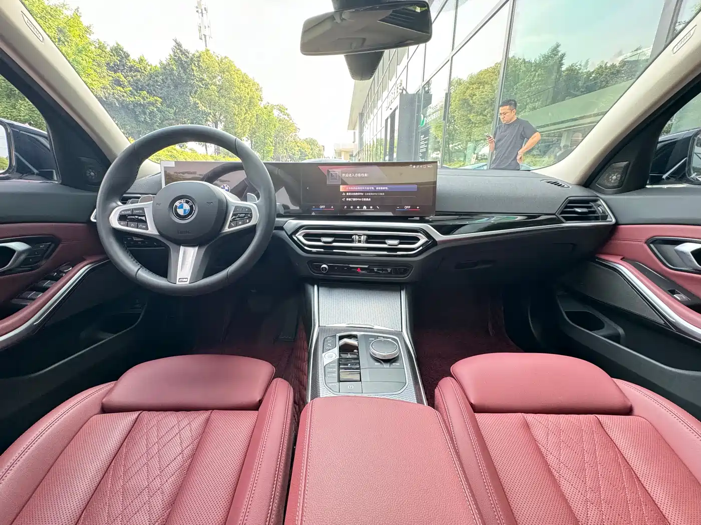 BMW 3 Series 2024 325Li M Sport Shadowline Package фото 10