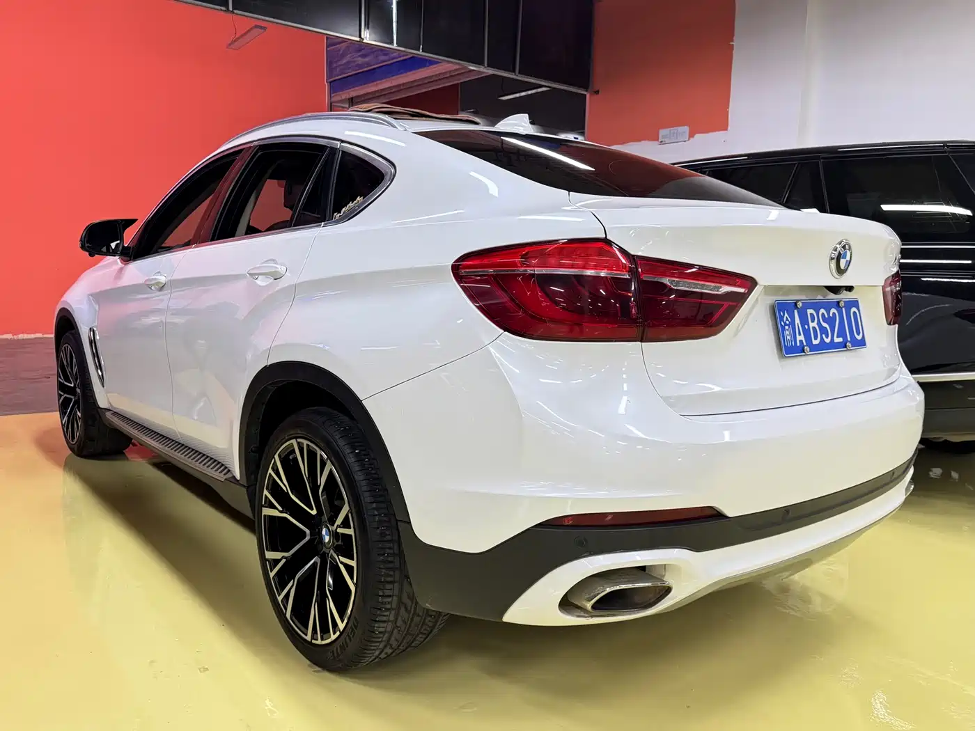 BMW X6 2017 xDrive35i Leading фото 7