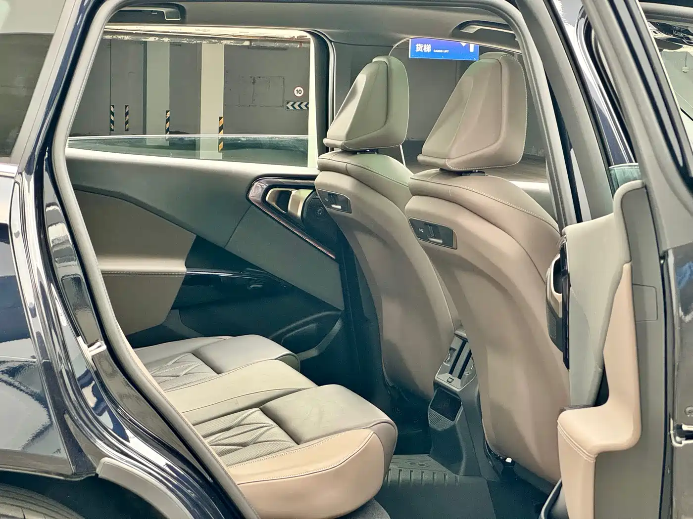 BMW X3 2025 xDrive30L Premium M Sport Package фото 11