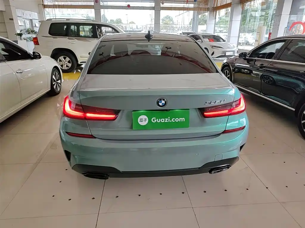 BMW 3-SERIES