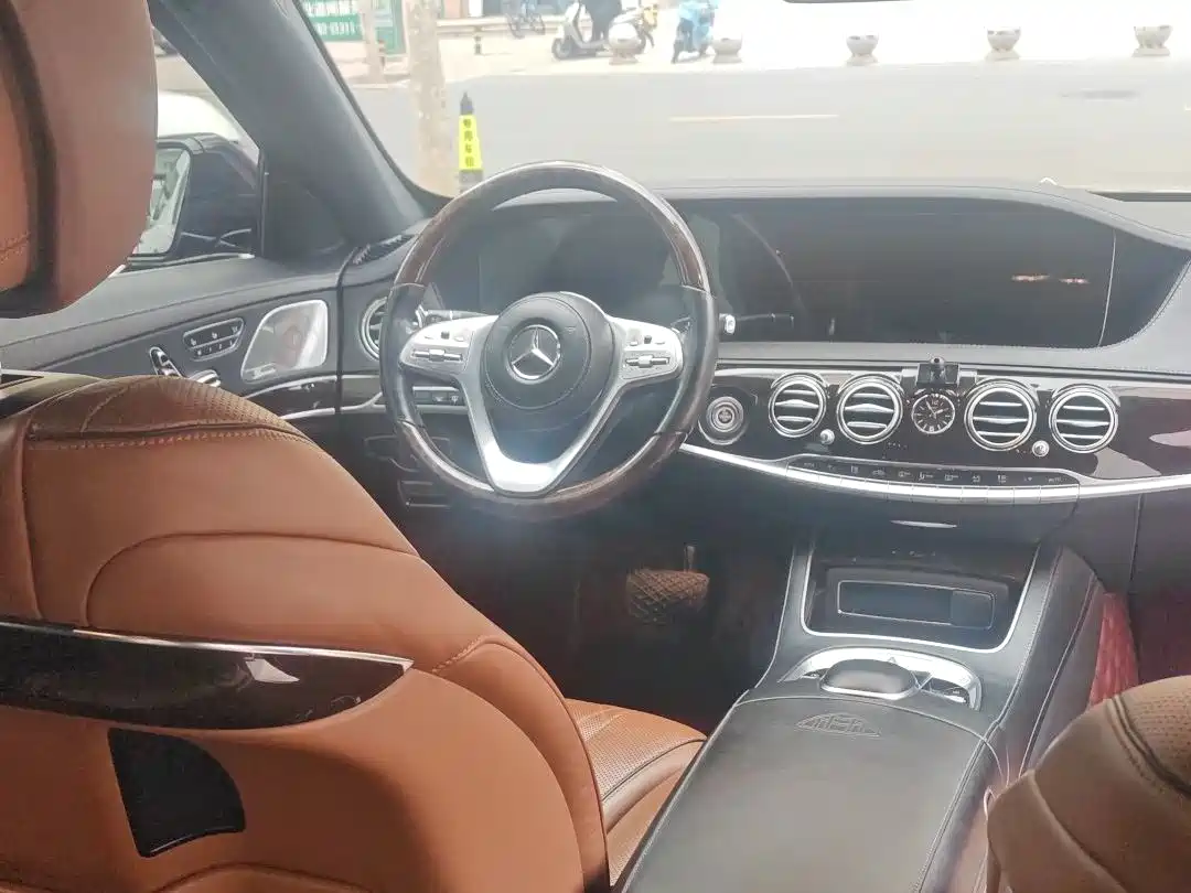 Mercedes-Benz Maybach S-Class 2020 S 450 4MATIC Collector's Edition фото 10