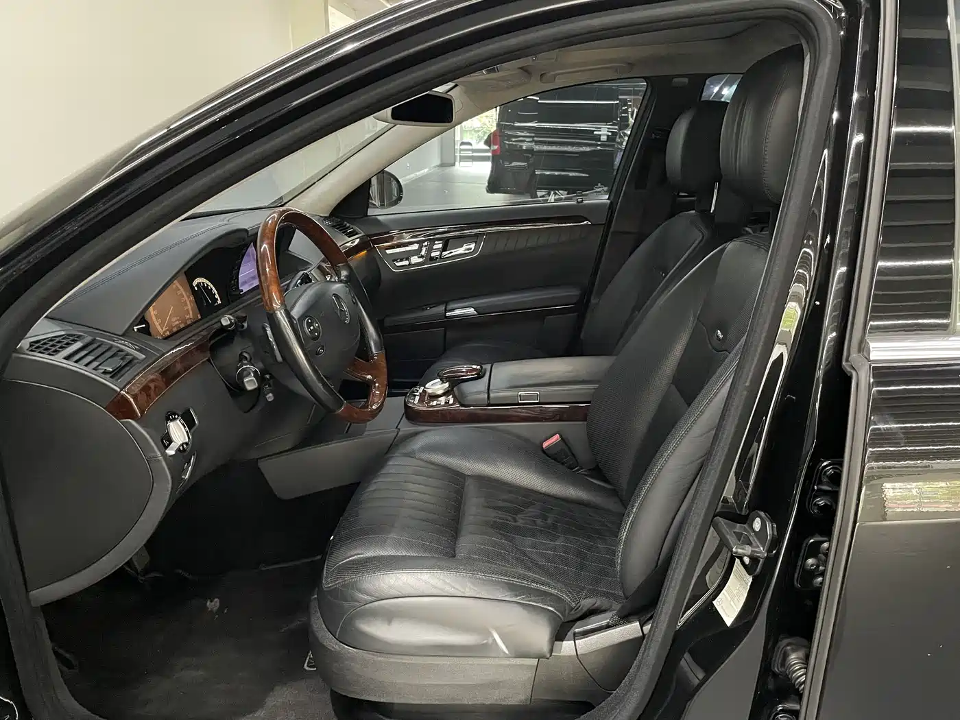 Mercedes-Benz S-Class 2008 Model S 600 L фото 9