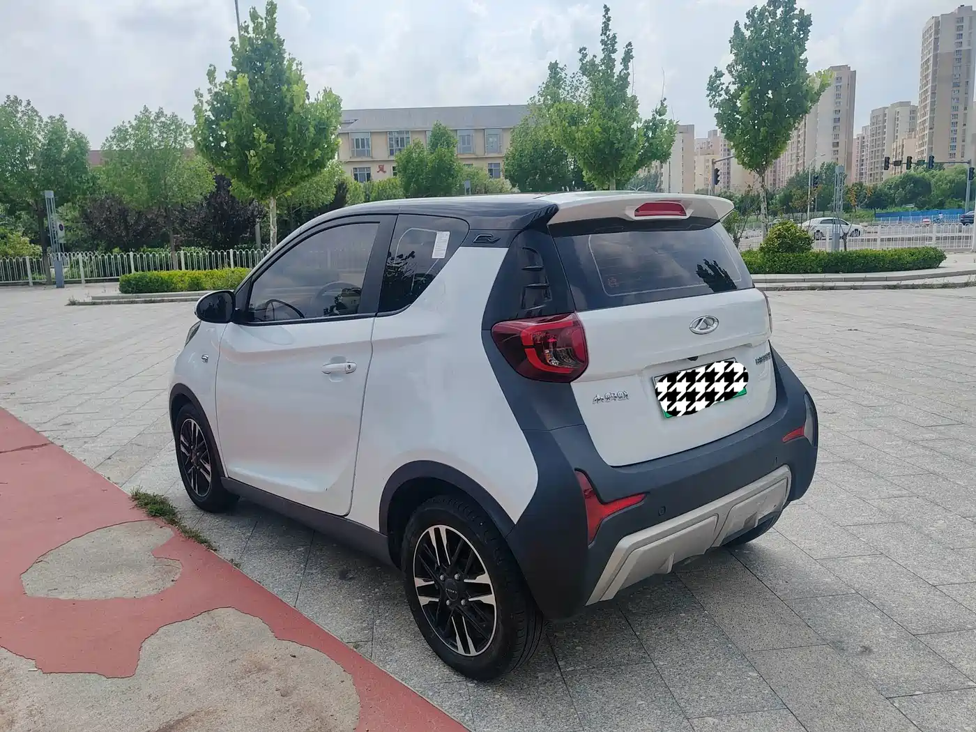QQ New Energy Little Ant 2023 2022 Facelift Sweet Edition Full Sugar LFP 30.7kWh 30kW 301km
