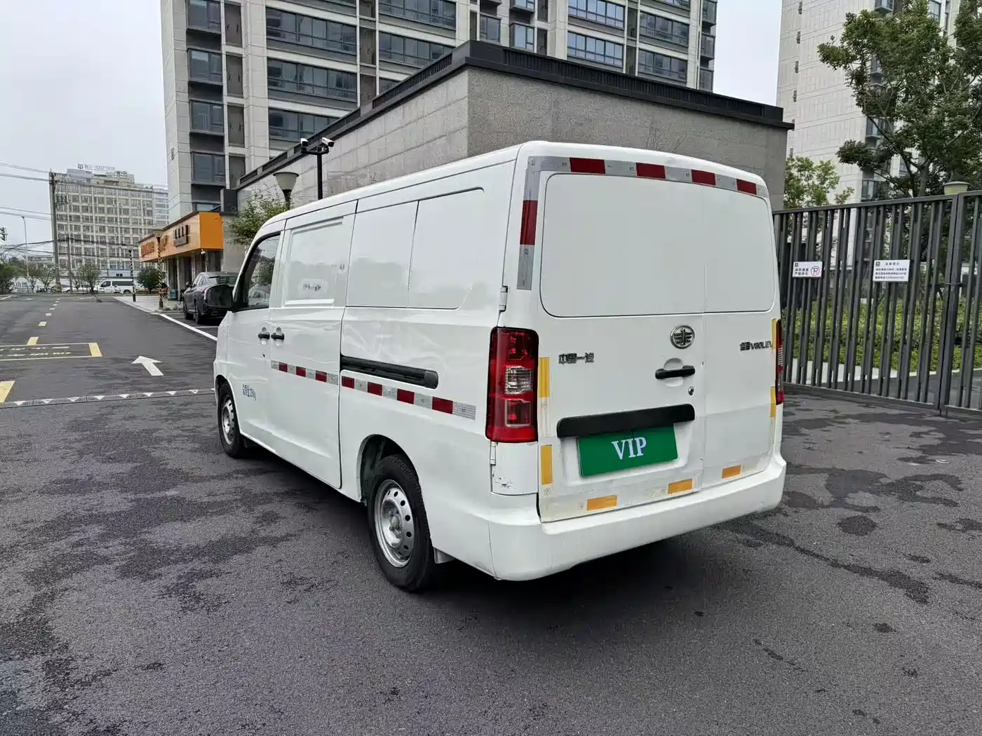 FAW JiaBao V80 New Energy 2023 2020 Passenger Version V80L