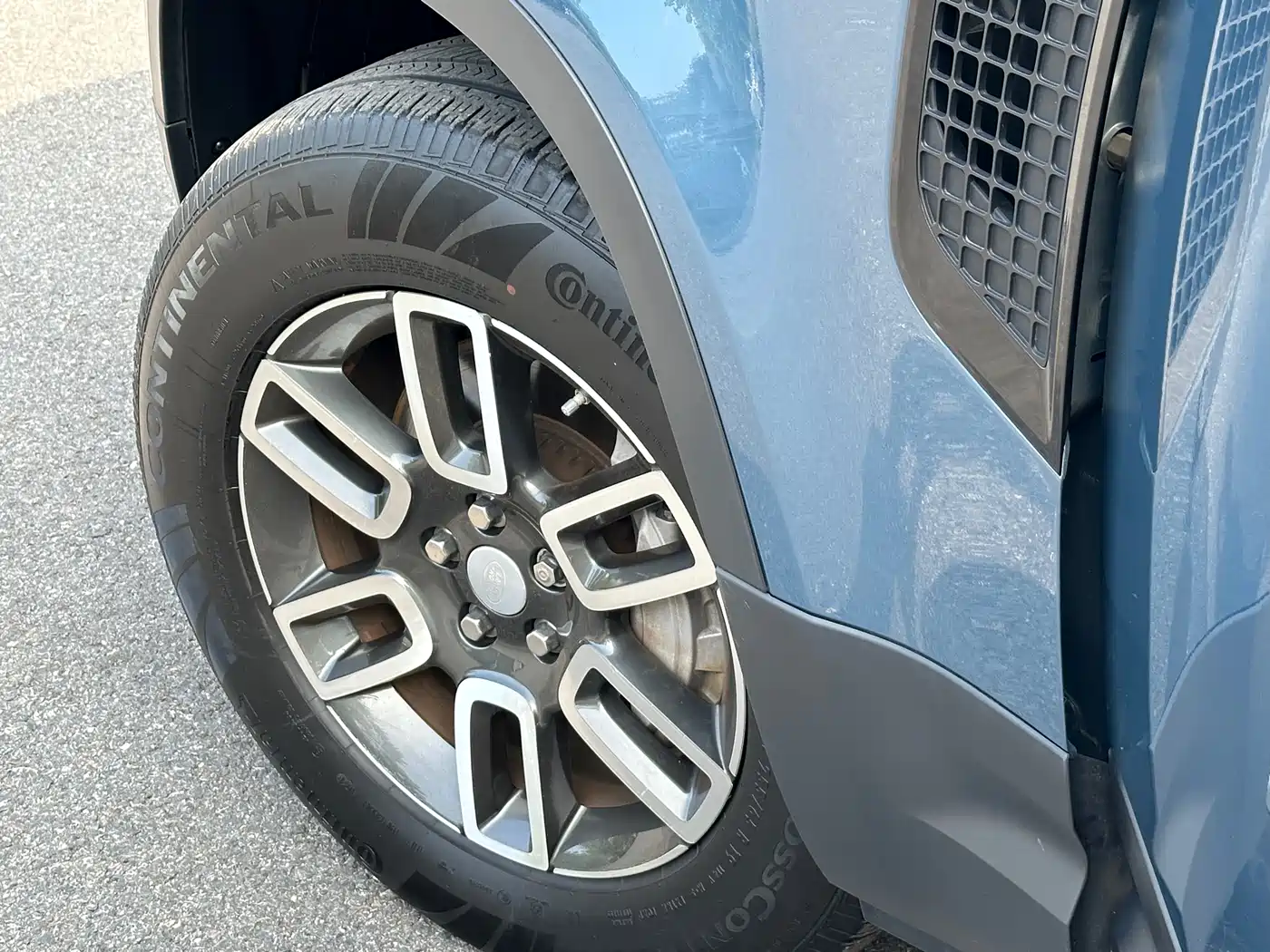 Land Rover Defender 2020 Model 110 P400 SE фото 11