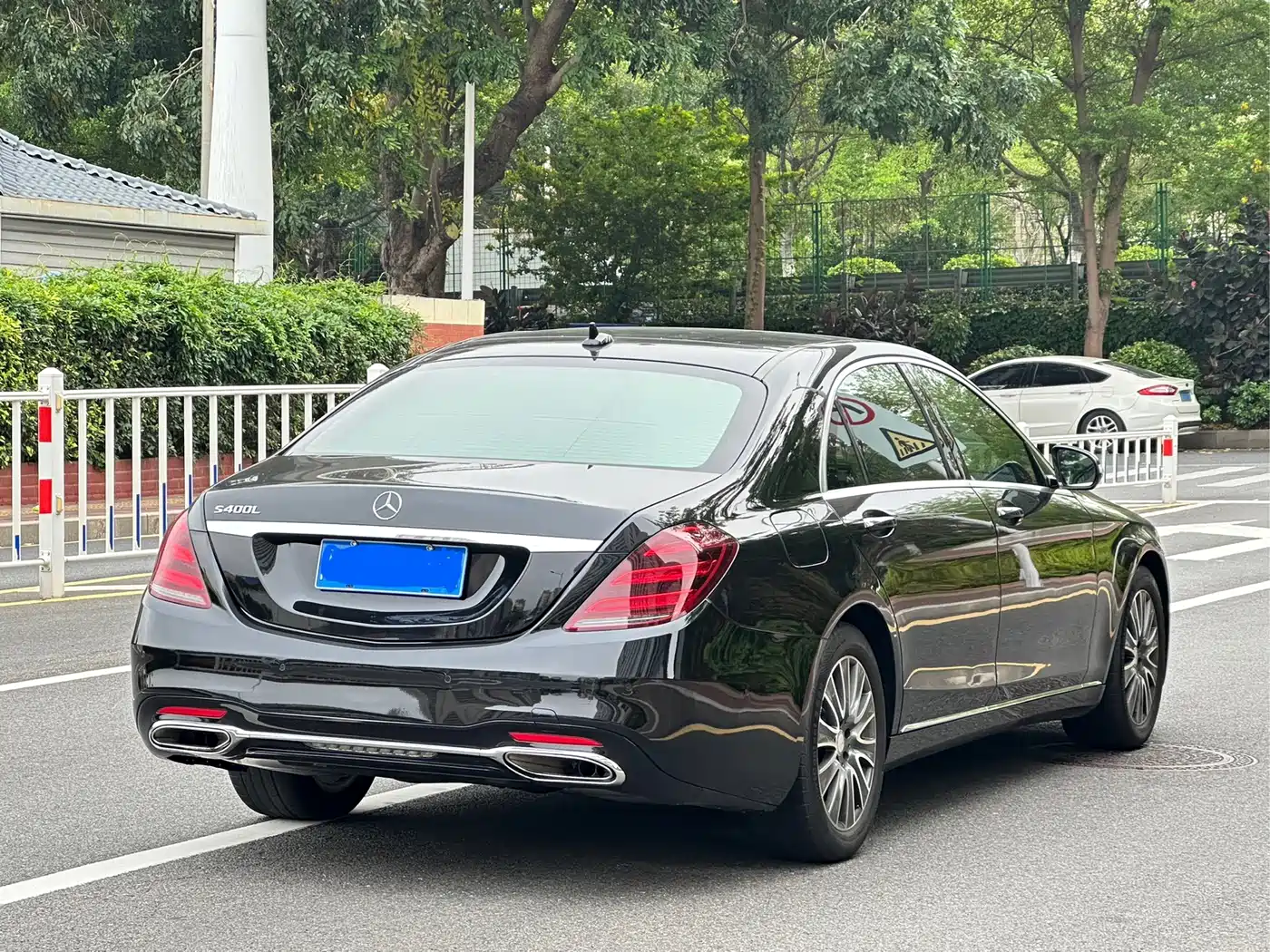 Mercedes-Benz S-Class 2016 S 320 L Luxury фото 4