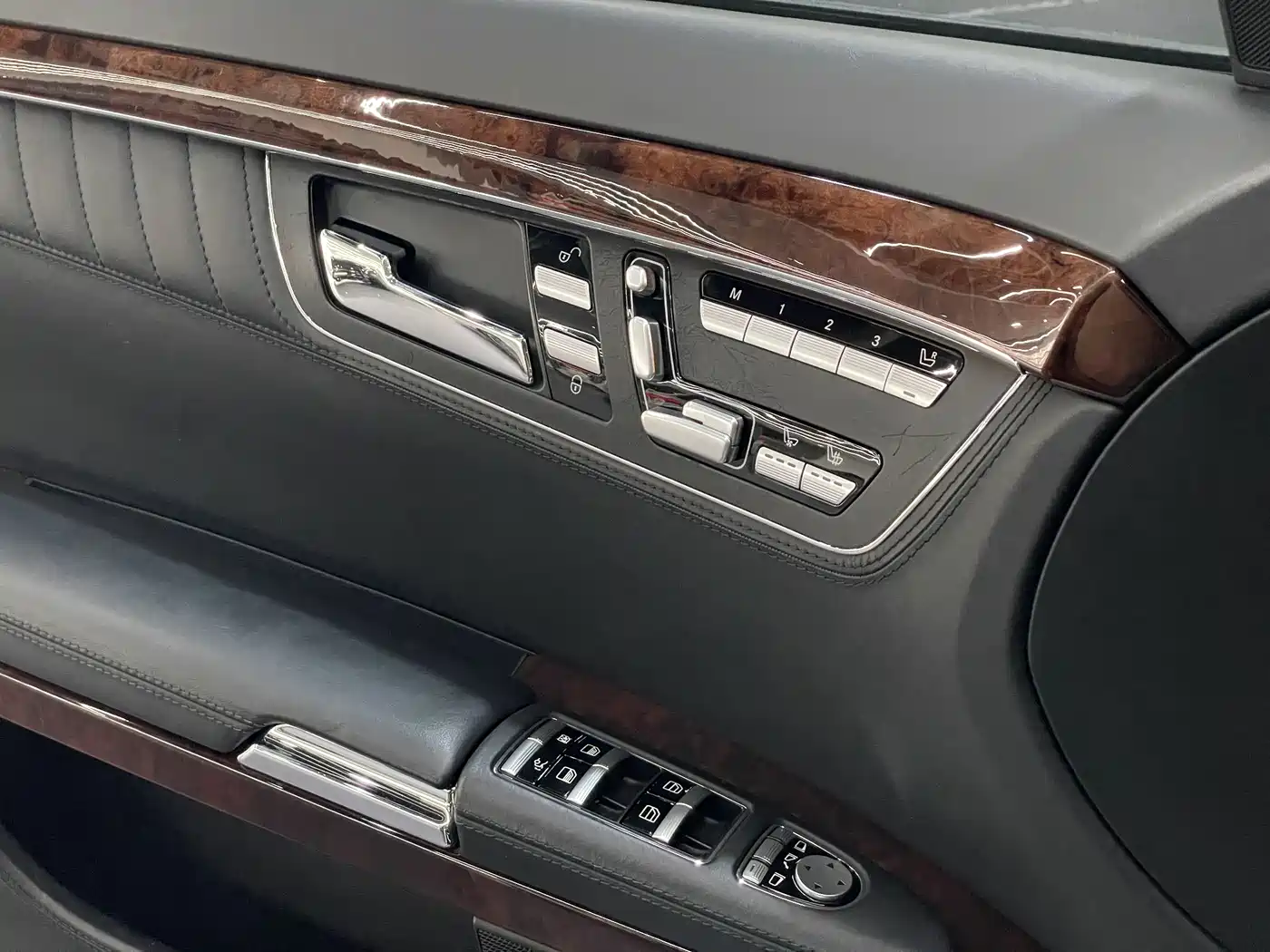 Mercedes-Benz S-Class 2008 Model S 600 L фото 21