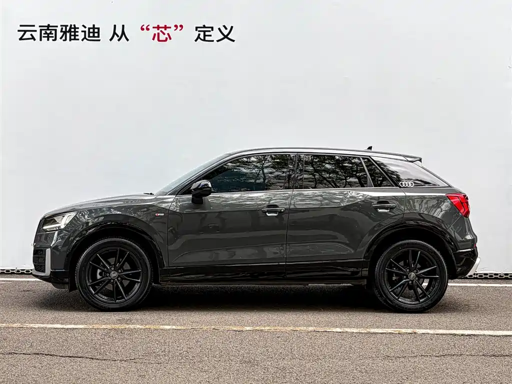 Audi Q2L 2021 Model 35 TFSI Fashion Dynamic фото 2