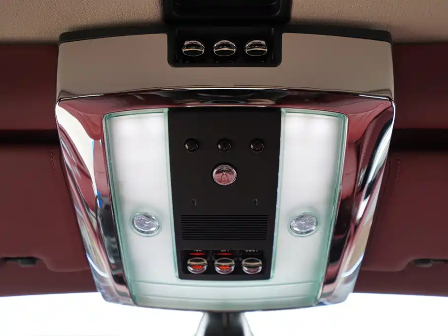 Rolls-Royce Phantom 2012 2013 6.7L Standard