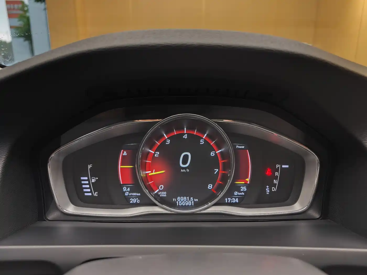 Фото 35 - Volvo S60