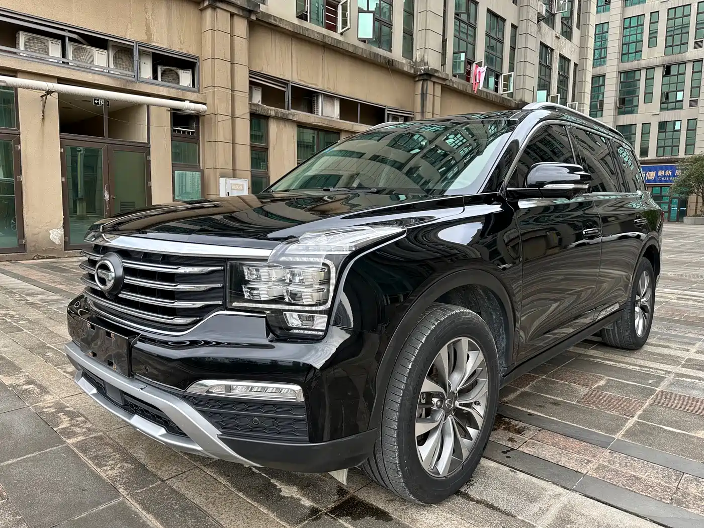 GAC Trumpchi Trumpchi GS8 2017 320T 2WD Premium (7-seater)