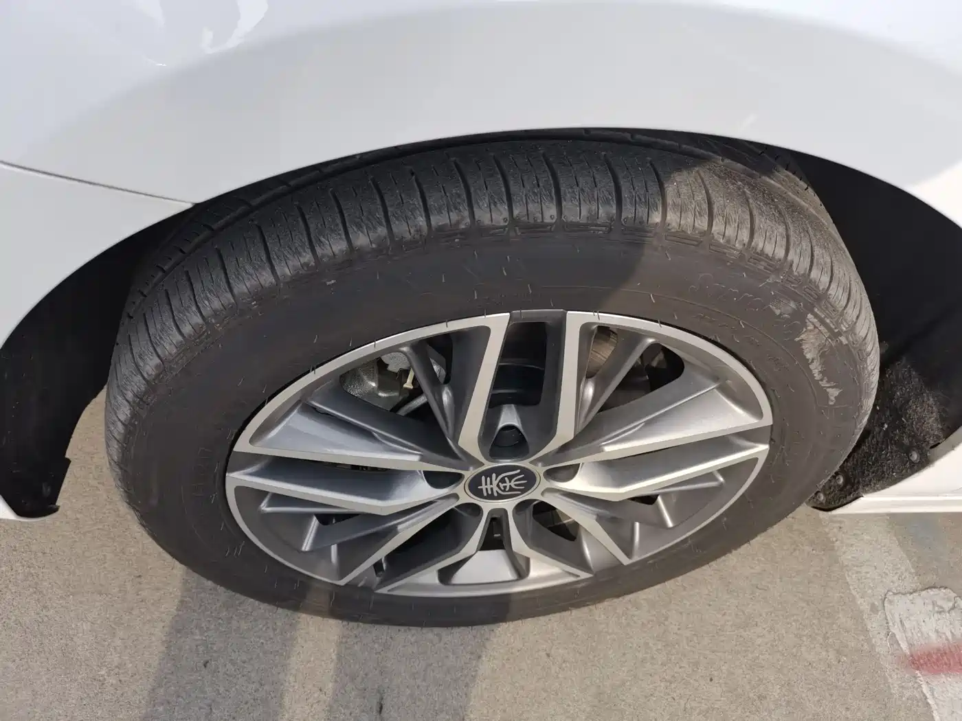 BYD Qin PLUS 2024 Glory Edition EV 510KM Leading фото 18
