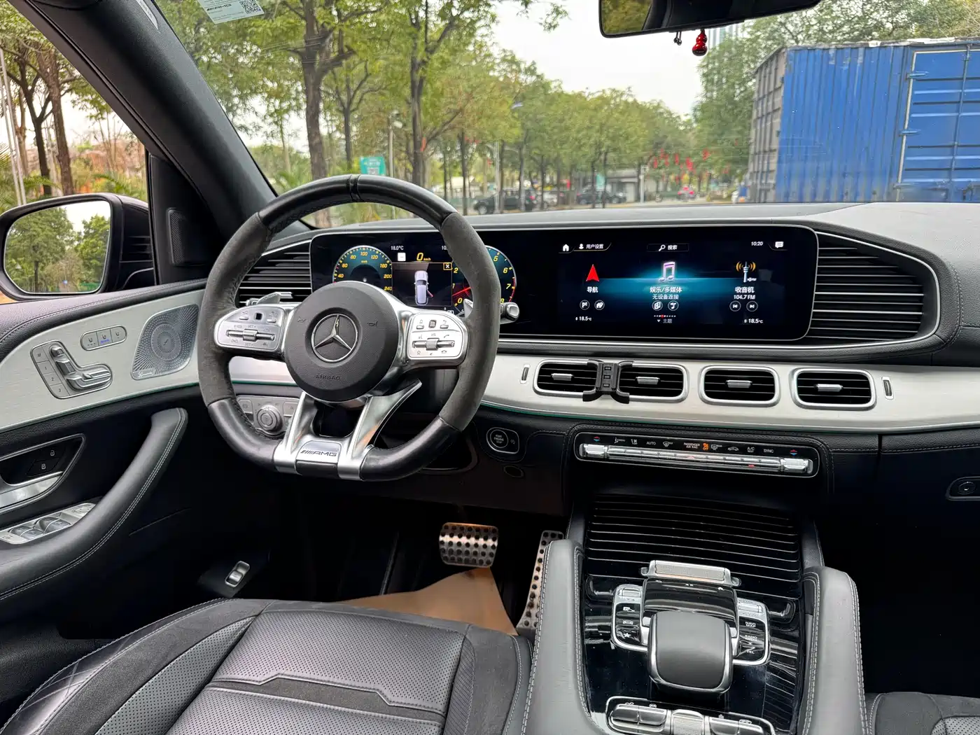 MERCEDES-BENZ GLE AMG