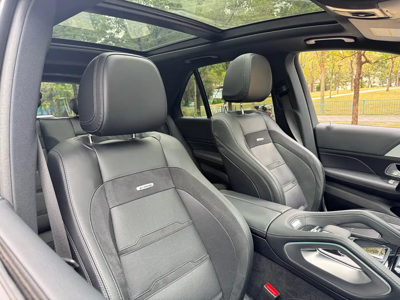 MERCEDES-BENZ GLE AMG