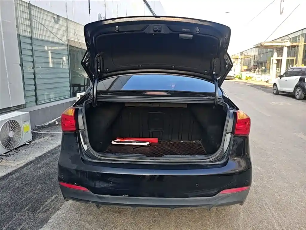 Kia K3 2015 1.6L Automatic GLS фото 19