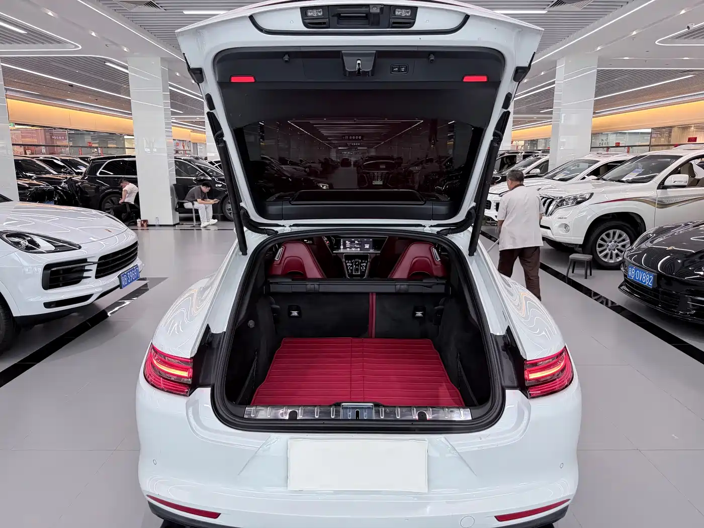 Porsche Panamera 2019 Panamera 2.9T фото 18