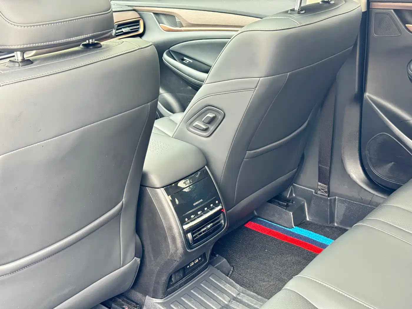 GAC Trumpchi Trumpchi GA6 2019 270T Automatic Premium Edition фото 18