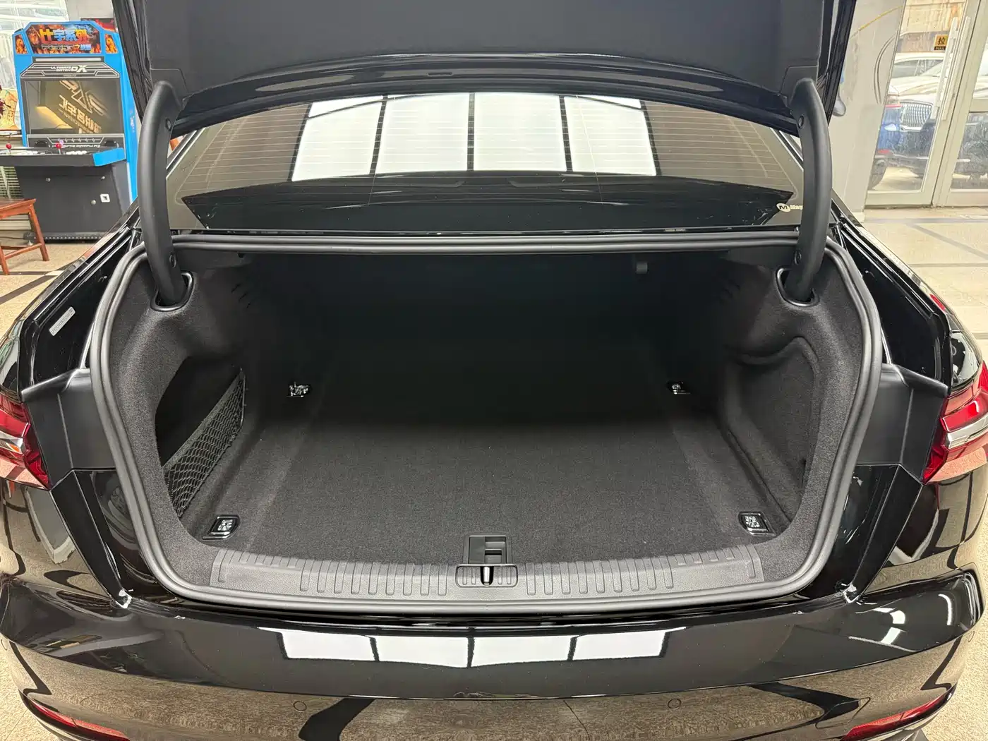 Audi A6L 2022 40 TFSI Luxury Elegance фото 12