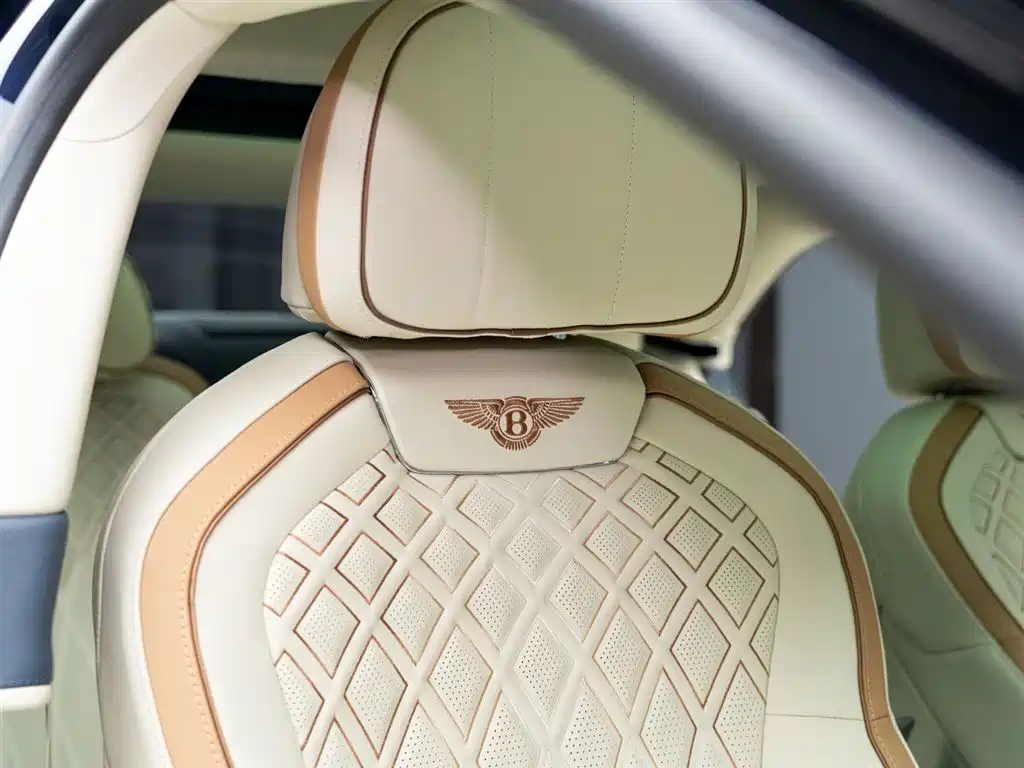 BENTLEY FLYING SPUR PLUG-IN HYBRID