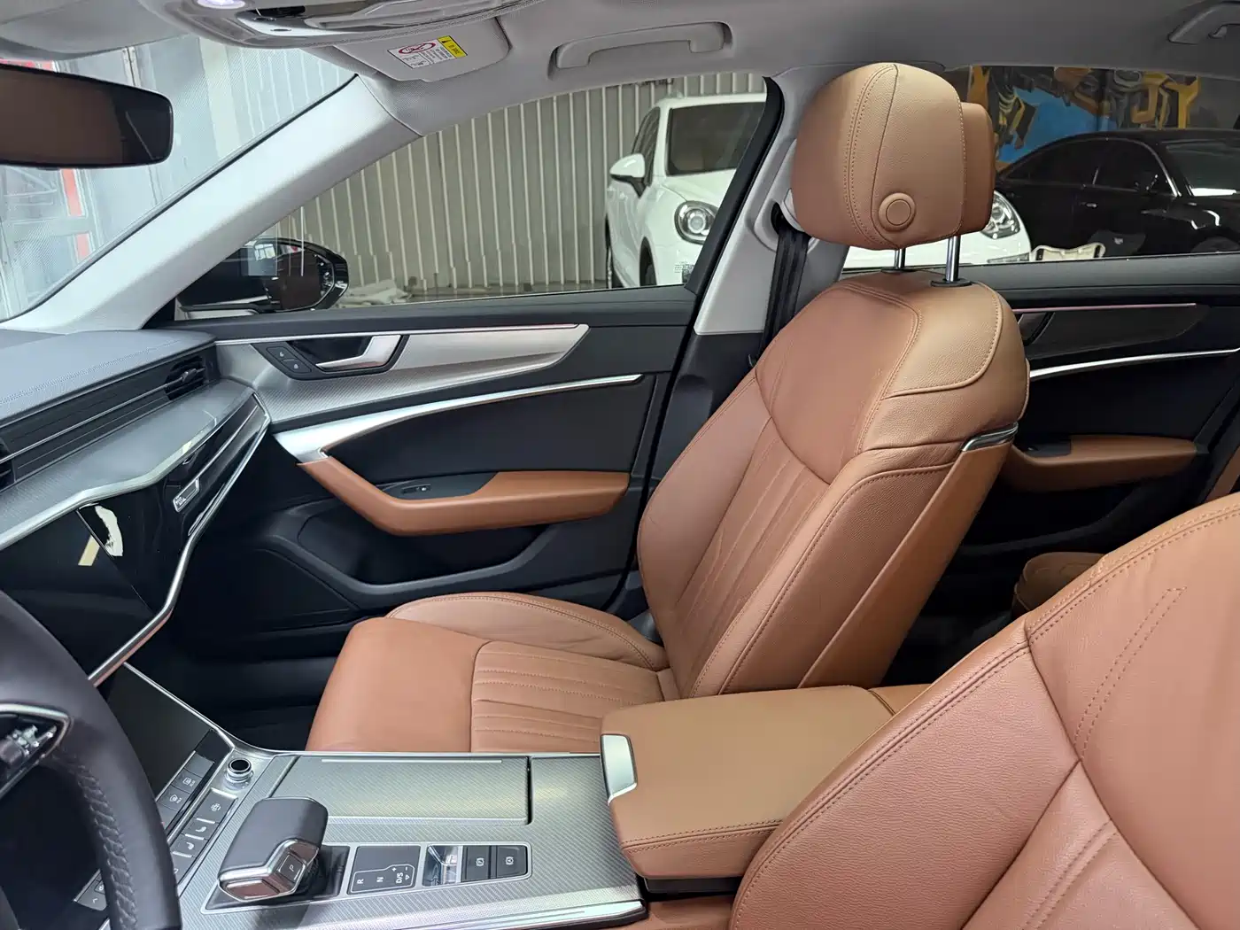 Audi A6L 2022 40 TFSI Luxury Elegance фото 24