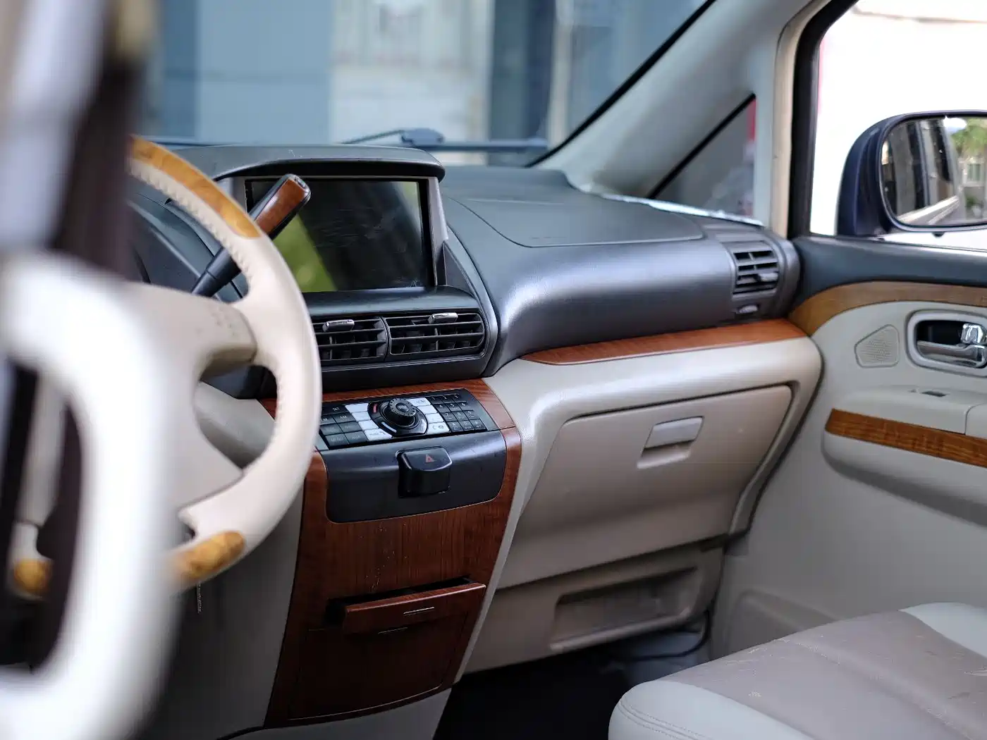Dongfeng Yuxuan 2008 2007 2.5L Automatic Flagship Edition