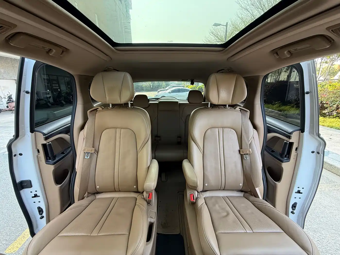Buick GL8 2017 ES 28T Luxury China V фото 14