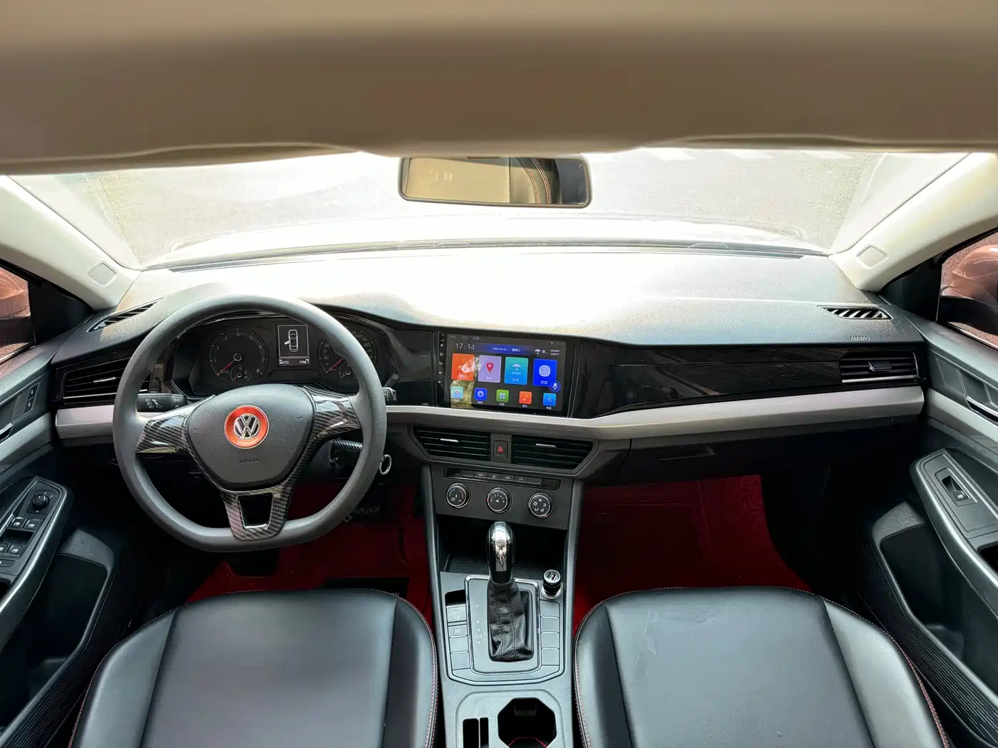 Volkswagen Bora 2019 1.5L Auto Fashion Model фото 9
