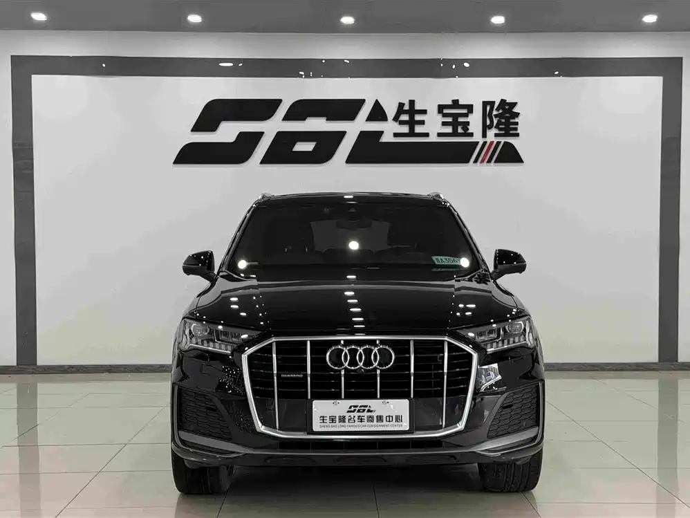 Фото 2 - Audi Q7