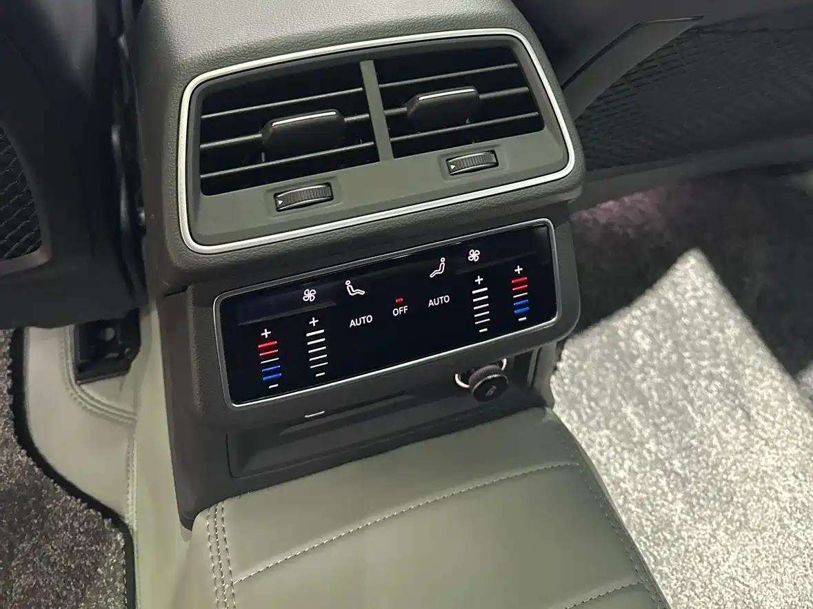 Audi A6L 2025 45 TFSI Premium Sport фото 14